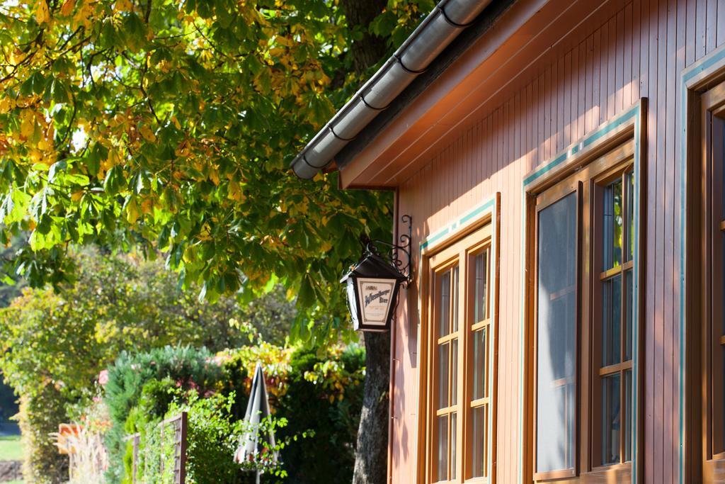 Zum Fally - Landgasthof Kirchberg am Wechsel Exterior foto