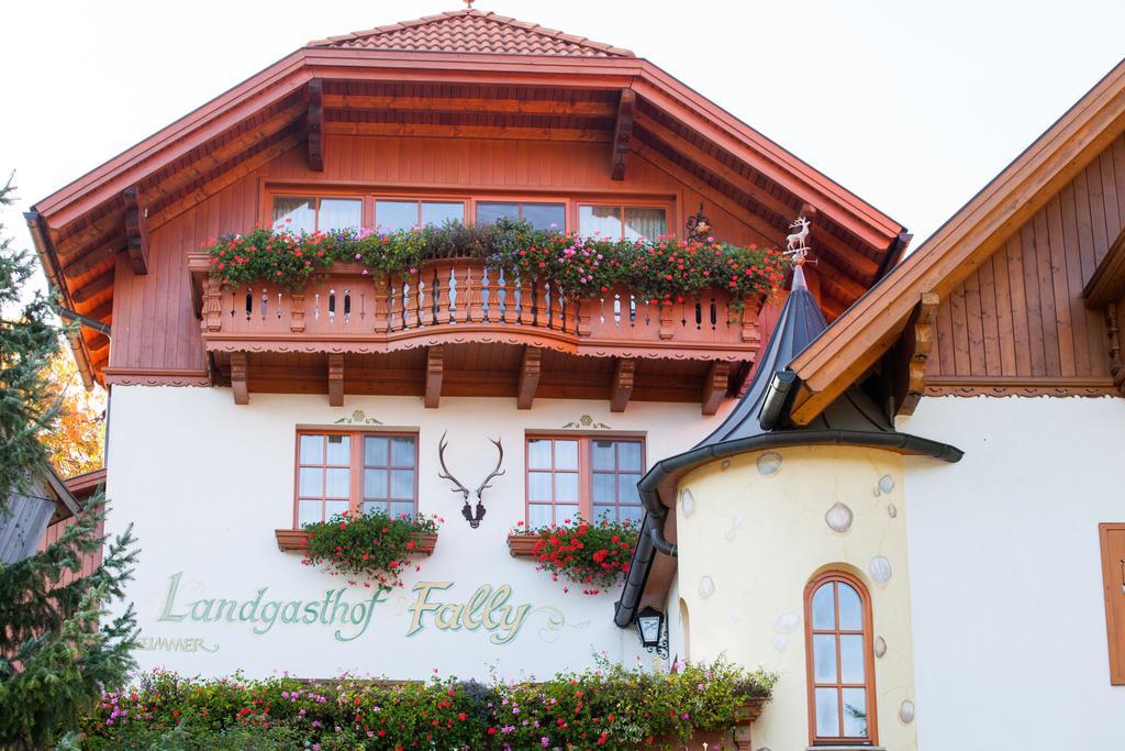 Zum Fally - Landgasthof Kirchberg am Wechsel Exterior foto